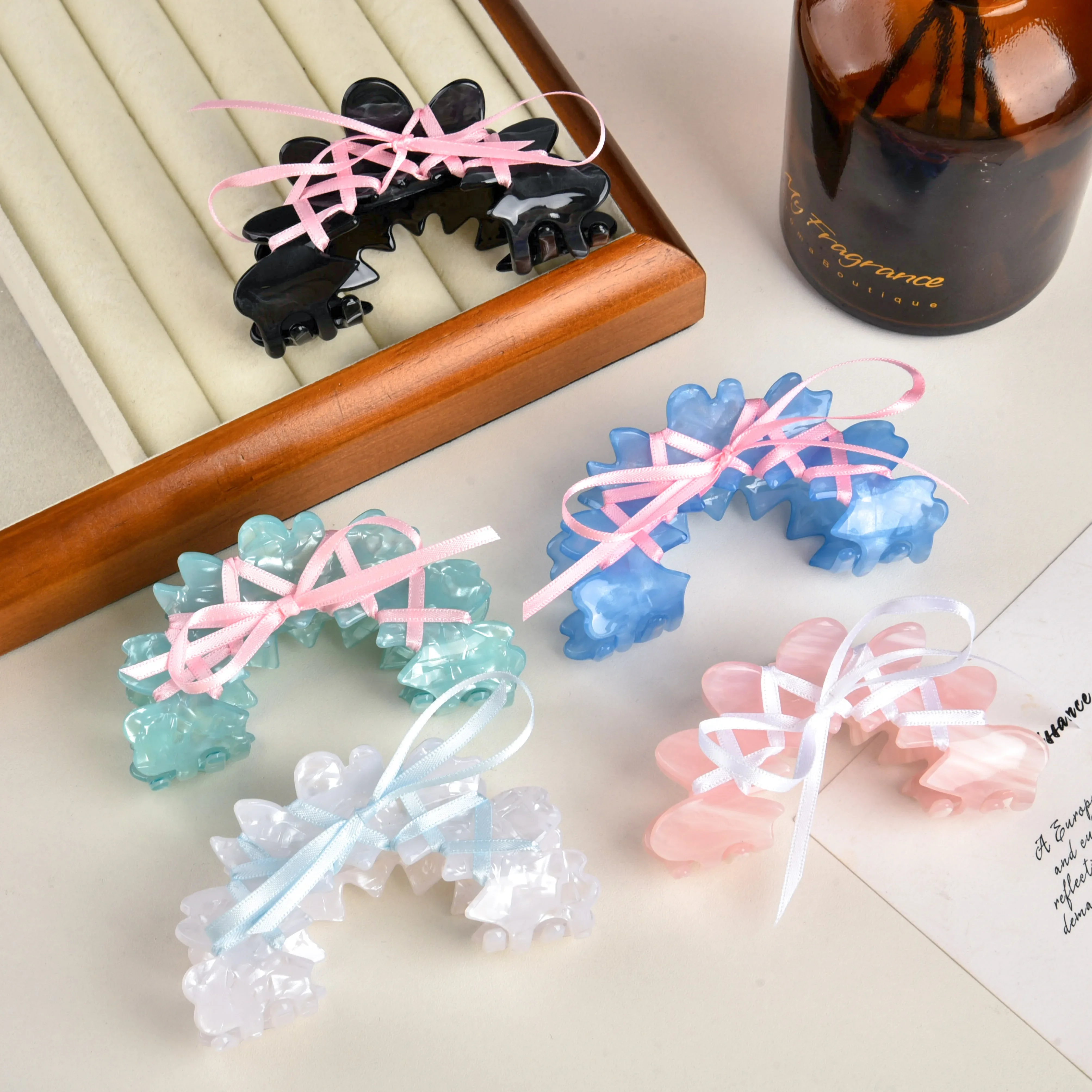 YHJ Acrylic Ballet Style Hair Claw Korean Ribbon Bowknot Flowers Hair Clips Sweet Girl Wave Grab Clip Hair Accessories for Women