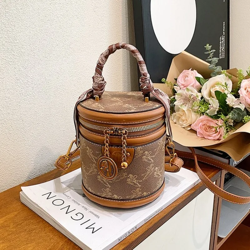 

Versatile Soft Diaper Bag Handbag Backpack Camping Trip Large Capacity Exquisite Chic Sleek Elegant Practical Stylish