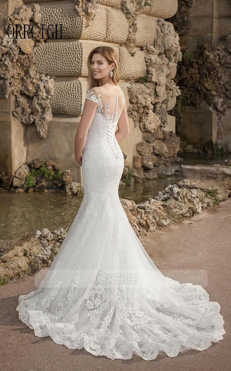 Mermaid Wedding Dresses with Train Lace Applique Tulle Bridal Gown Scoop Neck Cap Sleeve Bride Dress Customizable