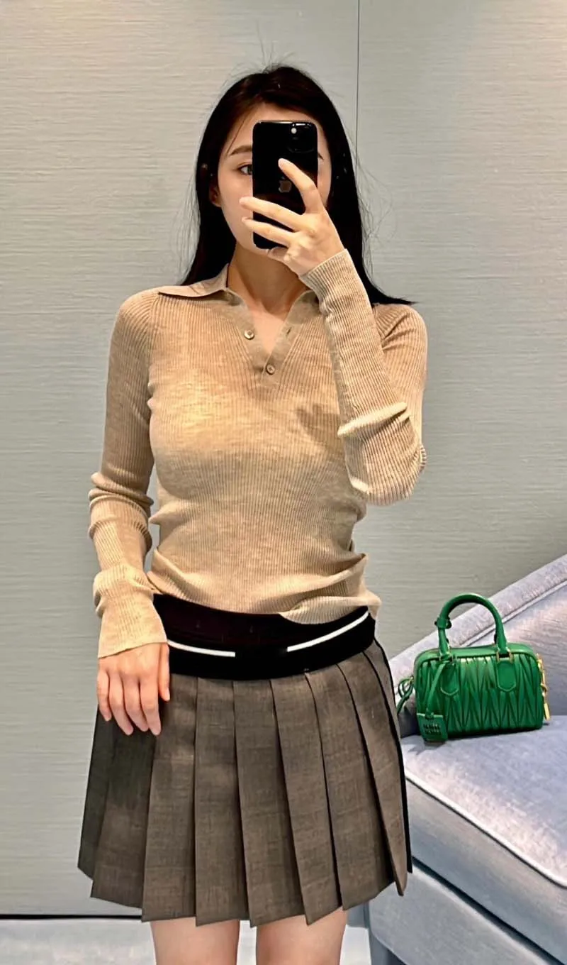 

College style women's sweater fashionable, exquisite, simple, energetic, youthful, loose, versatile, slimming knit top