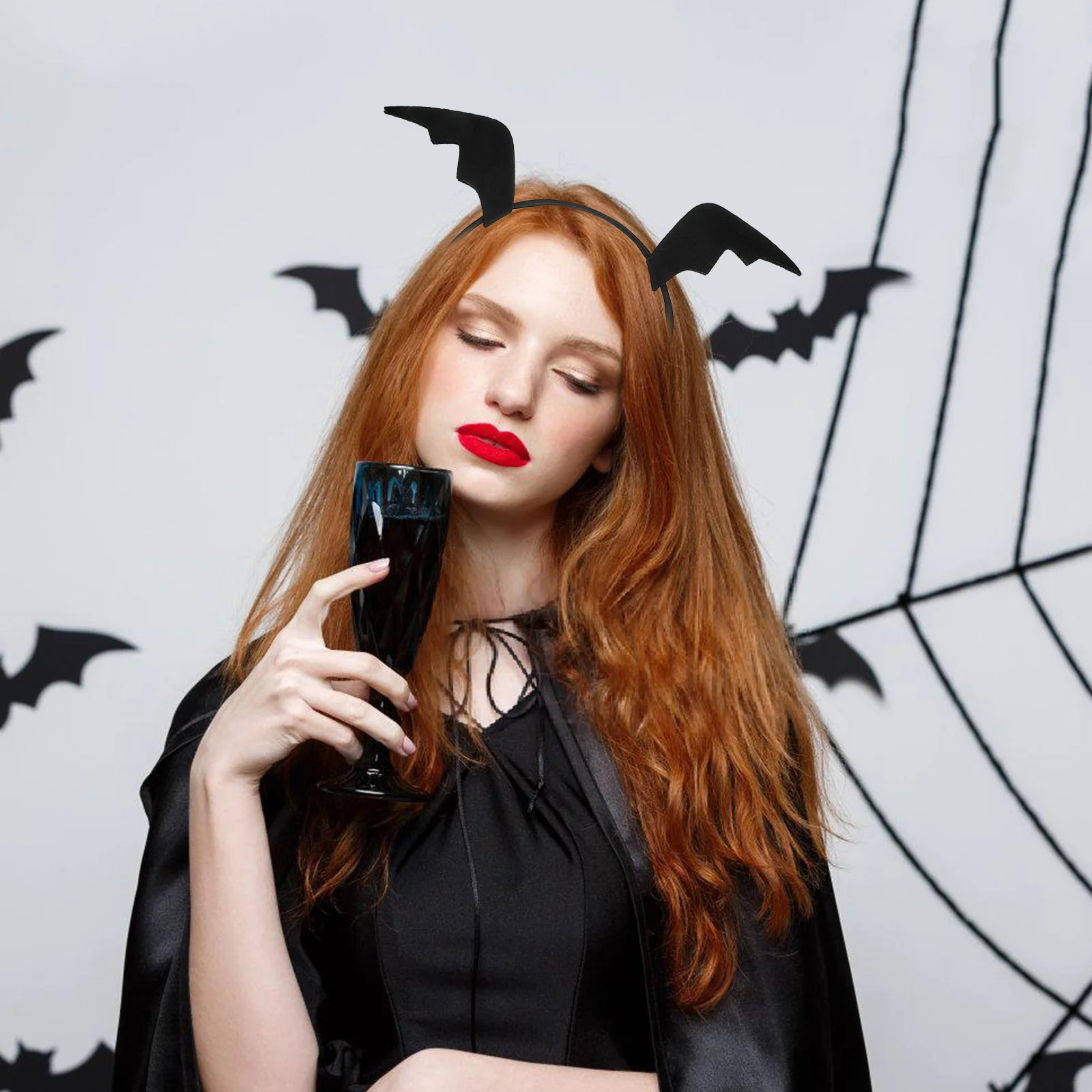 

Festive Bat Wing Hairband for Christmas Halloween Cosplay Lightweight Comfortable Stylish Headwear That Stands Out in Crowd