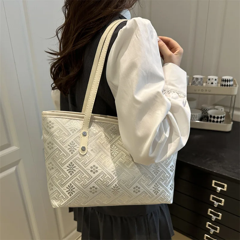 

Студенческая сумка в иностранном стиле для поездок на работу в классе, женская универсальная повседневная индивидуальная легкая и большая вместительная сумка на плечо