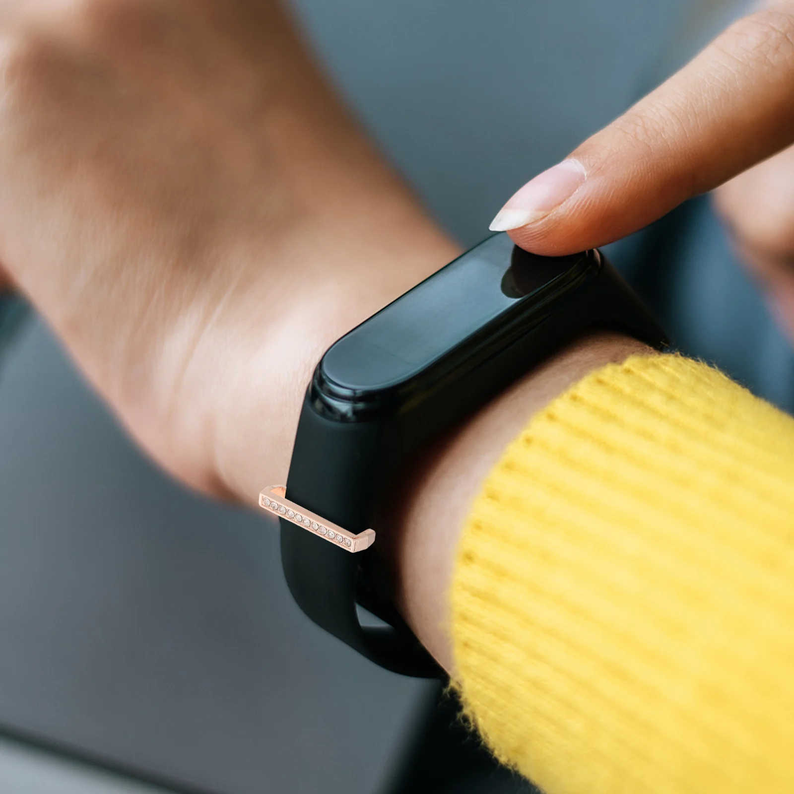 ตัวล็อคสายนาฬิกาตกแต่งรูปหัวใจ 5 ชิ้น แหวนโลหะทันสมัย ติดตั้งง่าย ชาร์มสำหรับสายนาฬิกา อุปกรณ์เสริมสำหรับสมาร์ทวอทช์