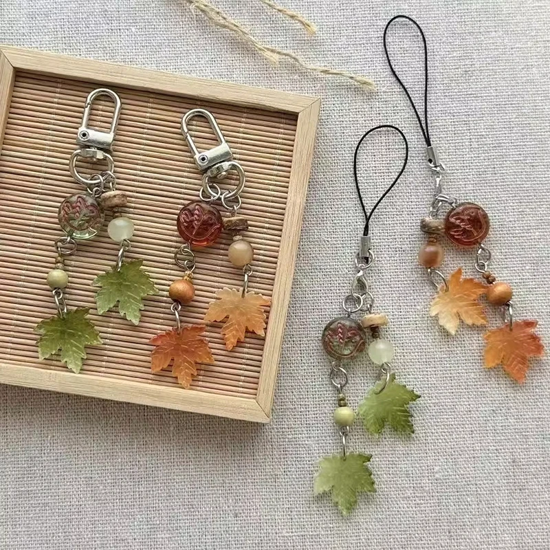 Vintage Autumn Maple Leaf Resin Pendant Simple Mobile Phone Rope Bag Hanging Accessories Camera Keychain Versatile Pendant New