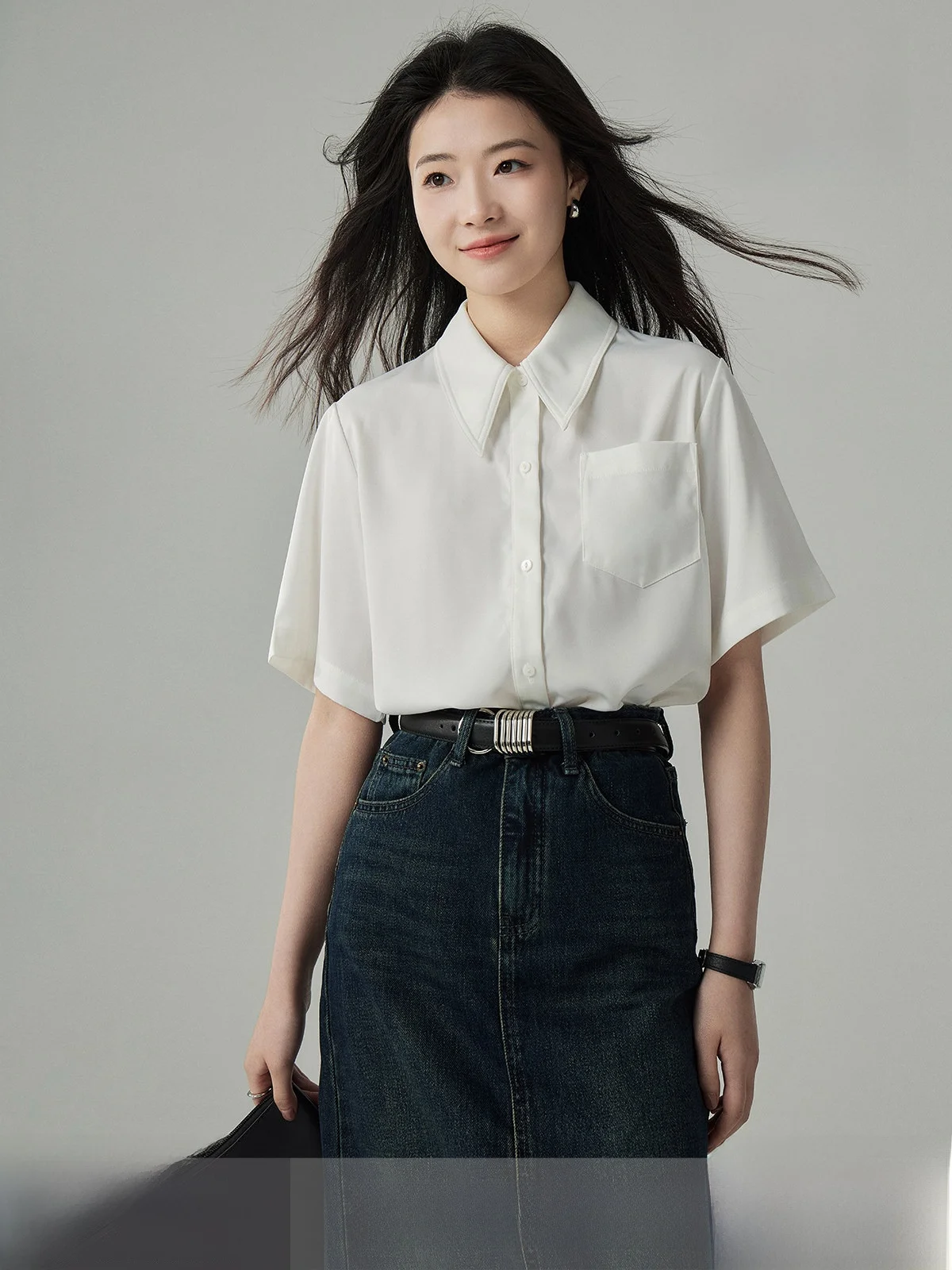 

White Vintage Short Sleeve Shirt Women's Large Point Collar Summer Design Sense Japanese Style Versatile T-shirt Commuting