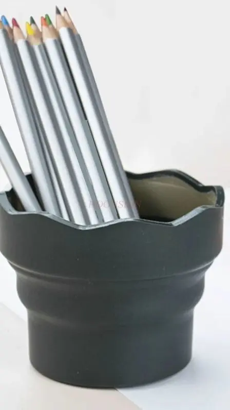 1pcs expandable and multifunctional silicone water bucket, portable small plastic pen holder,Folding pen washing bucket