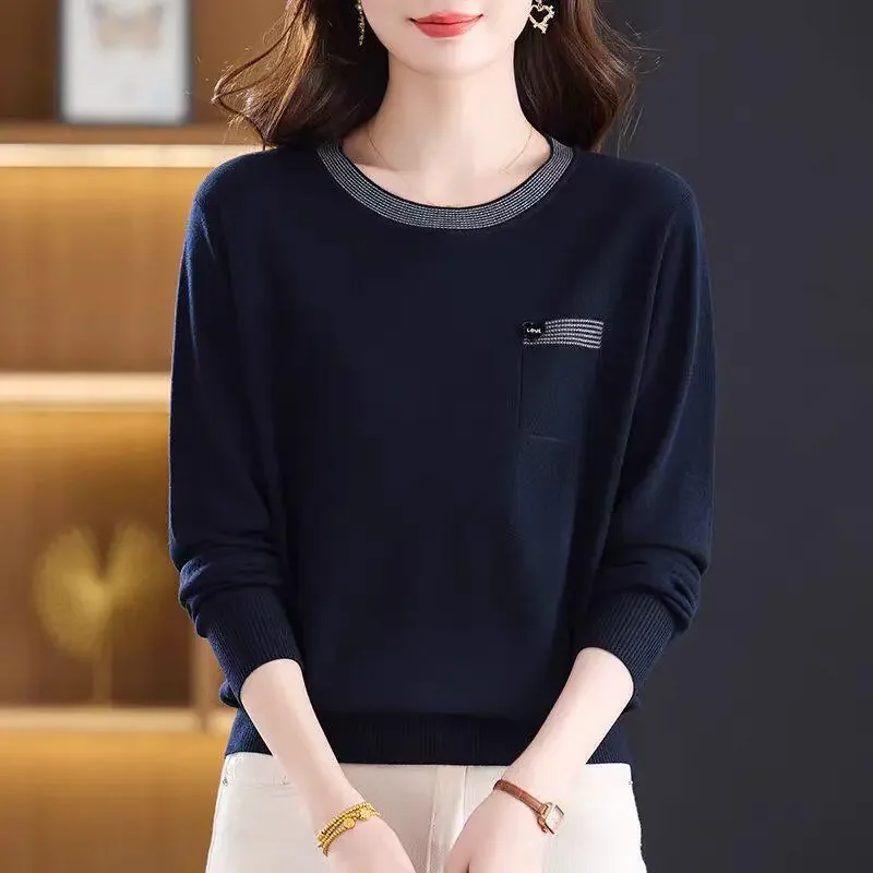 Round Neck Knit Sweater Women Striped Trim Pocket Loose Casual Basic Layering Top For Middle Aged Daily Wear