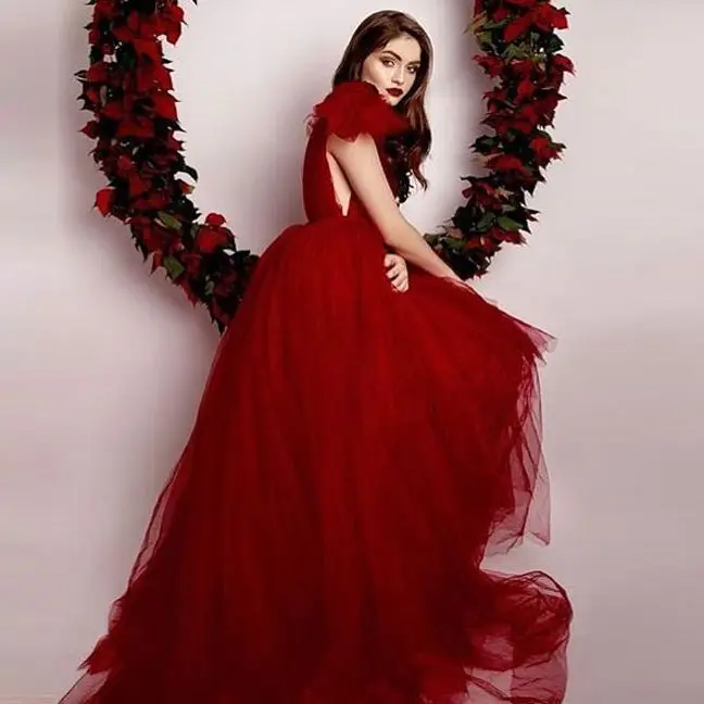 

Elegant Prom Dress Sexy Red Deep V-Neck Flowers Layered Ruffle Tulle Sleeveless Sweep Train Evening Party Ball Gown Custom Made