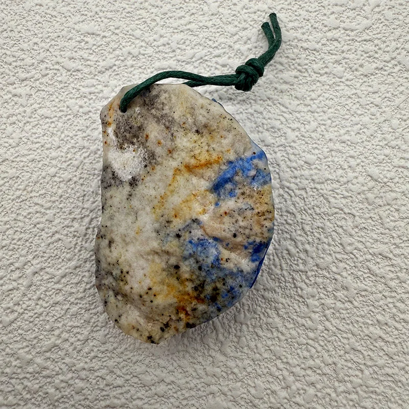 Natural Lapis Lazuli Stone Carved Gecko Pendant Figurine 48x32x3mm 30g