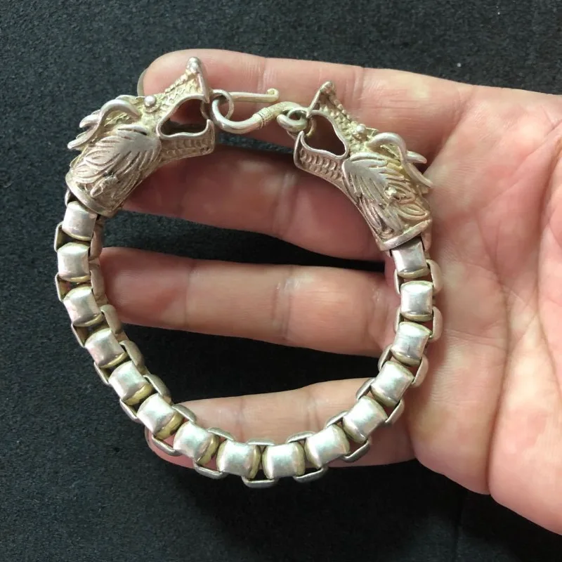 

Tibetan Silver Dragon Head Bracelet Retro Ethnic Style Hand Chain Bangle Fashion Jewelry Decor Ornament