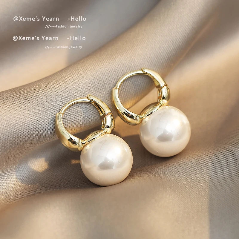 New Simple Celebrity Style Gold Color Pearl Drop Earrings For Woman 2024 Korean Fashion Jewelry Wedding Girl's Sweet Accessories