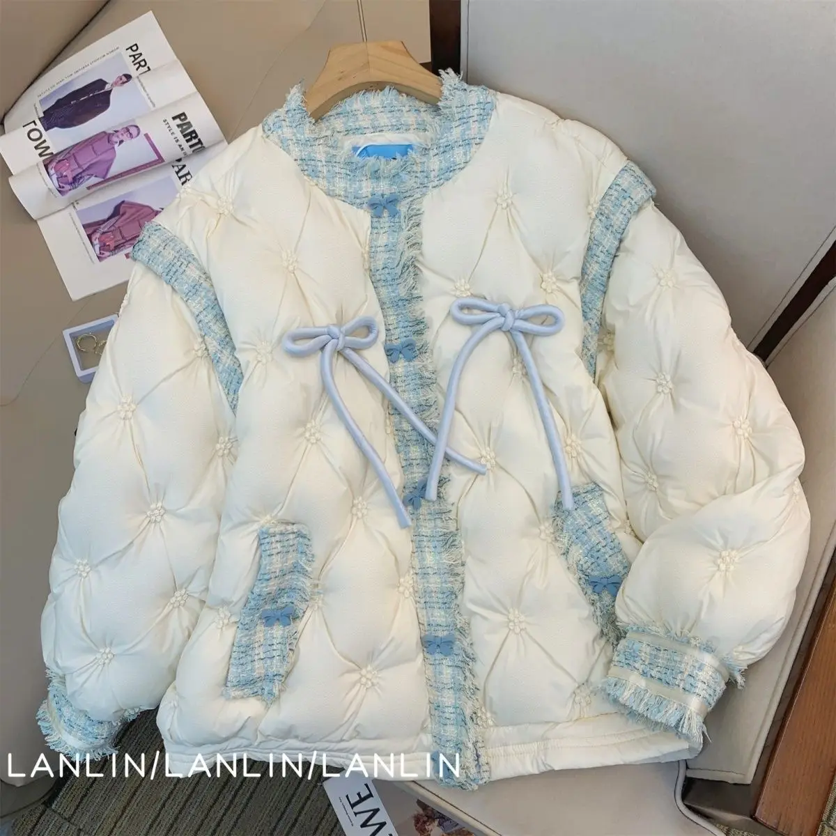 

2025 Winter Splicing Women Jacket with Diamond Grid Lightweight Down Cotton Coat for Women Parkas