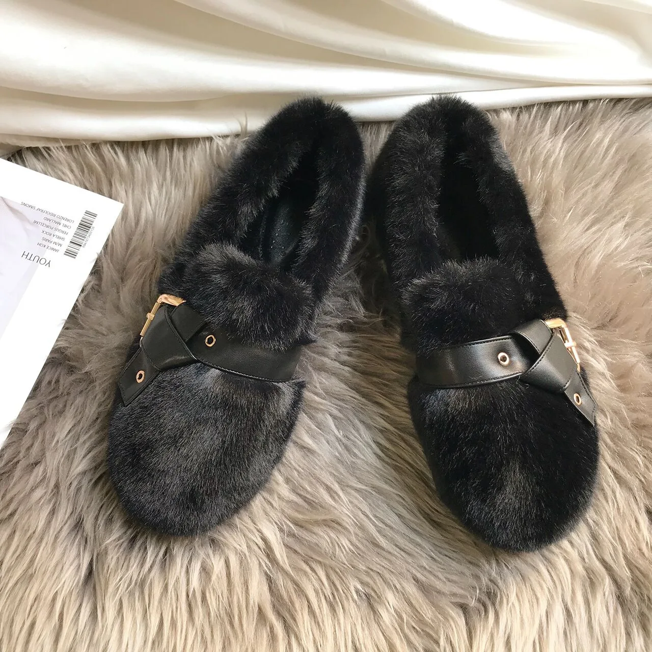 Luxury Fur Moccasins Femme Winter Cotton Shoes Women Warm Plush Loafers Comfortable Slip-on Female Casual Fluffy Furry Flats