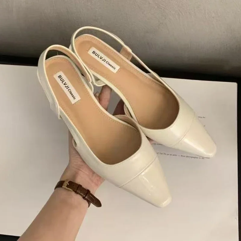 

Women's low-heeled sandals Fashion luxury women's design back narrow band lazy slip-on closed toe office sandals for women