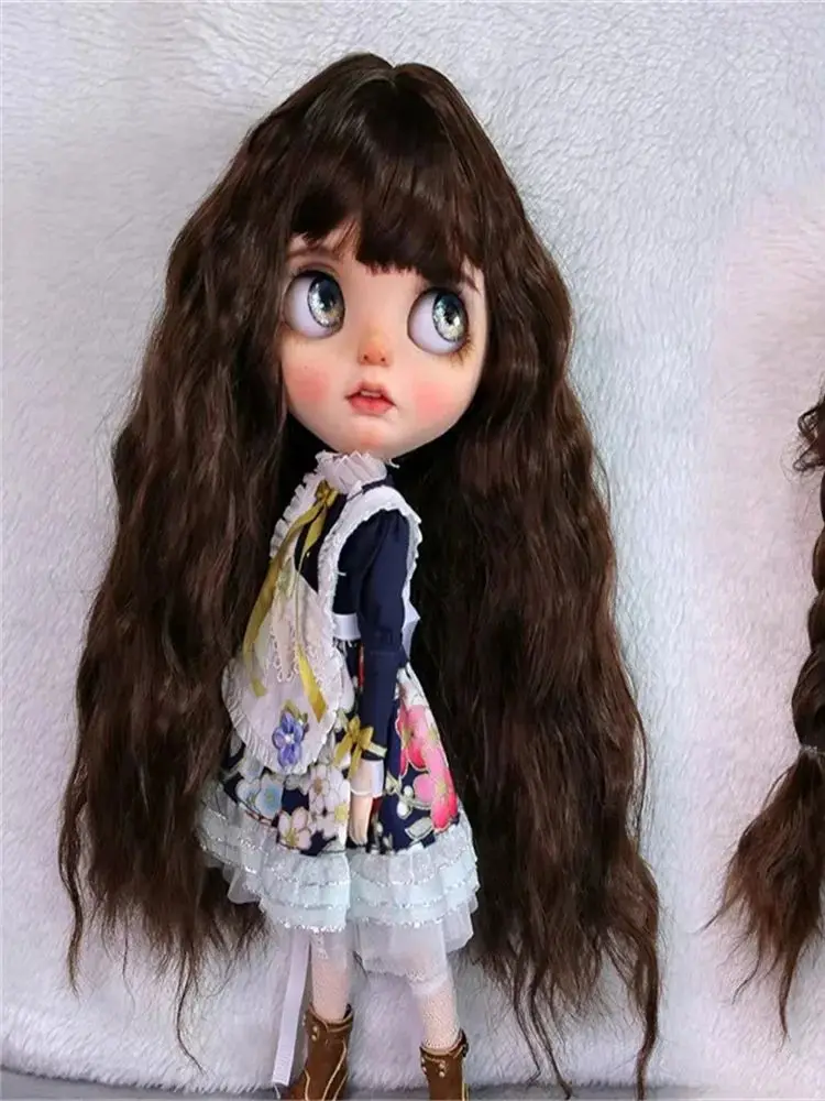 Blythes Doll Wig Suitable for 1/6 BJD Doll 1/3 Fashion New Very Soft Smooth Milk Silk Bangs Small Wave Wig Moon Silver Dark Brow