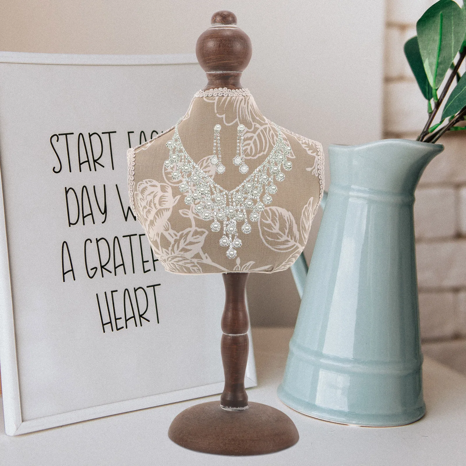 

Jewelry Display Stand Vintage Style Necklace Holder Stable Sturdy Organizer For Necklaces Pendants Jewelry Showcase Rack