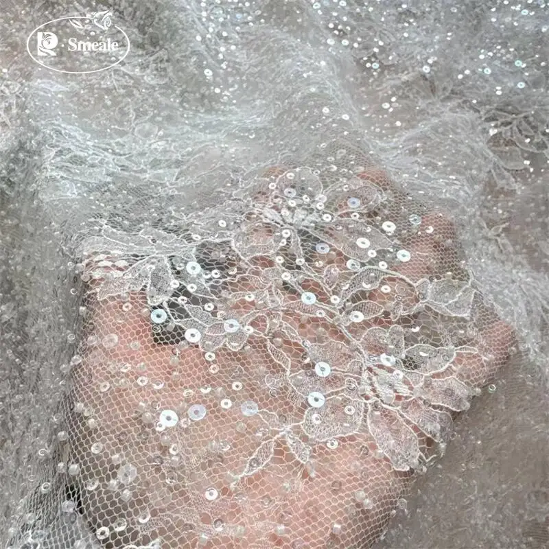 3M, Weiße Perlen-Pailletten-Spitzenstoffe Luxuriöses Abendkleid Französische Spitze Braut-Hochzeitsstoff. Stoffe zum Nähen – Detail 6