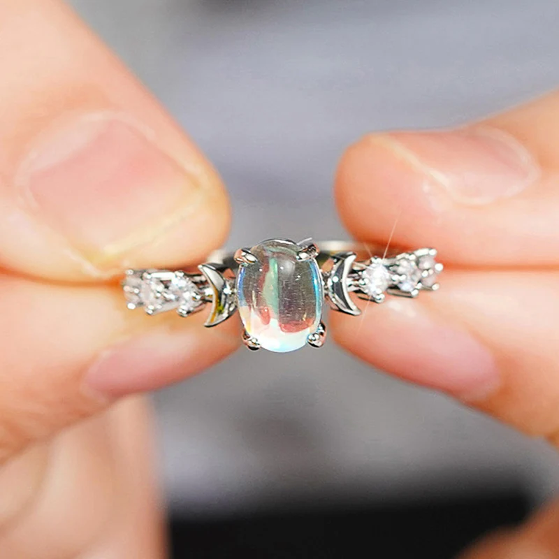 Huitan Chic Trendy Small Moon Ring Women Simulated Moonstone/Simulated Opal Engagement Jewelry Bridal Wedding Bands Jewelry