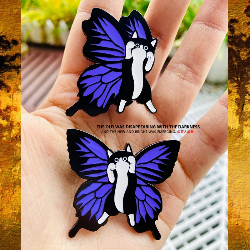 Original Butterfly Black Cat Treading Snow Kitten Animal Metal Badge