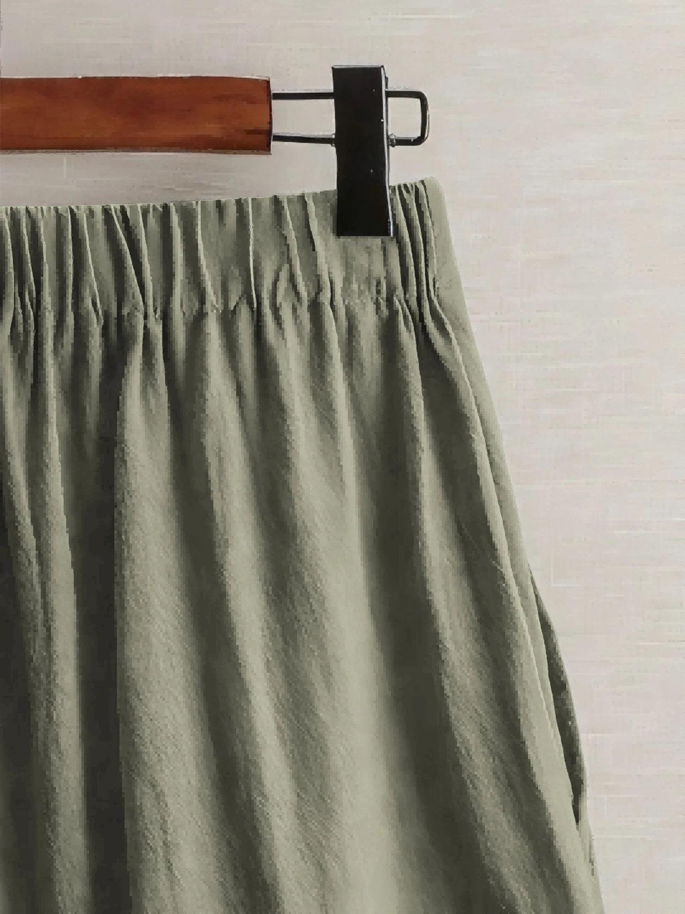 Sommerliche, leichte Damenhose mit fünf Taschen, weite, bequeme, gerade geschnittene Damenhose mit hoher Taille, modische Sport- und Freizeithose für den Außenbereich. – Detail 22