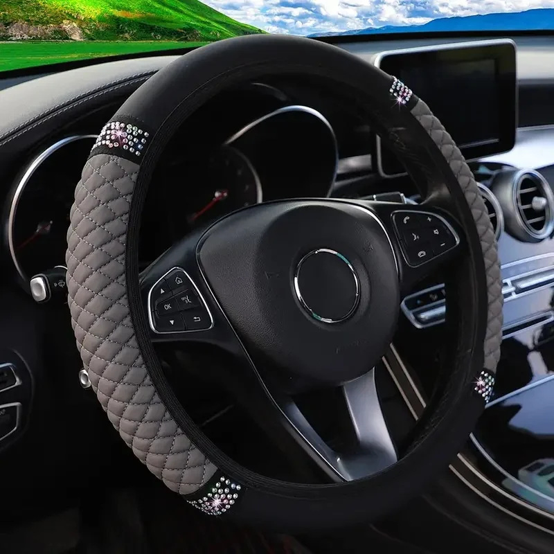 Car Pu Leather Steering Wheel Cover, 14.57-14.96inch Artificial Diamond, New Steering Wheel Cover