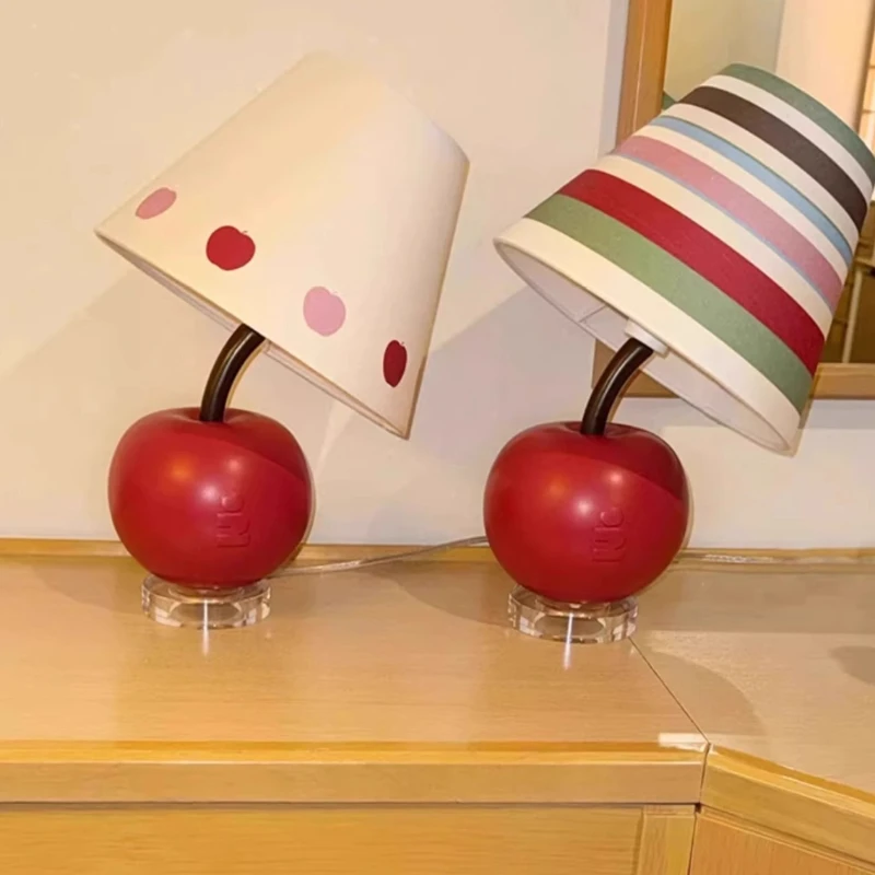 Modern Art Crooked Neck Apple Floor Lamps Designer Bedroom Living Room Lighting Fixtures Bedside Hotel Atmosphere LED Desk Lamp