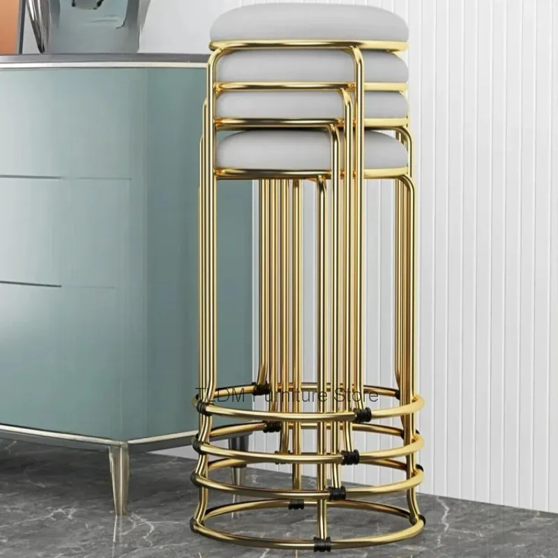 Kitchen Modern Metal Bar Stools with Upholstered Seats, Stackable Stools，Counter Height Island Stools for Home Bar & Cafe