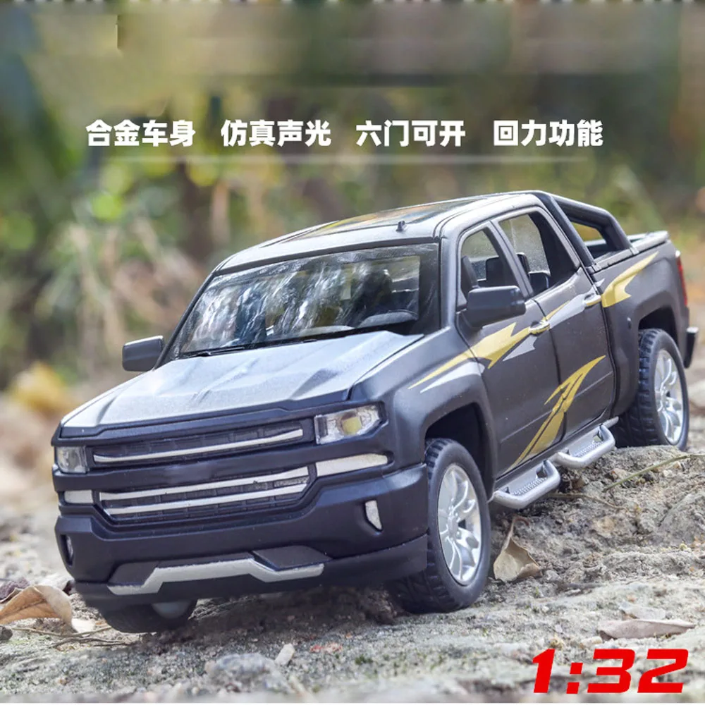 Car model scale 1:32 FOR Chevrolet Silverado Pickup Alloy material car model Car model ornaments Automotive Interior