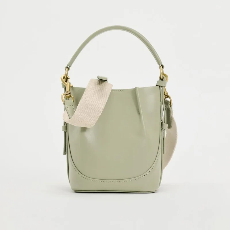 

Designer Handbags for Women Luxury Bags Famous Brand High Quality Tote Purse Fashion Shoulder Bag for Every Occasion