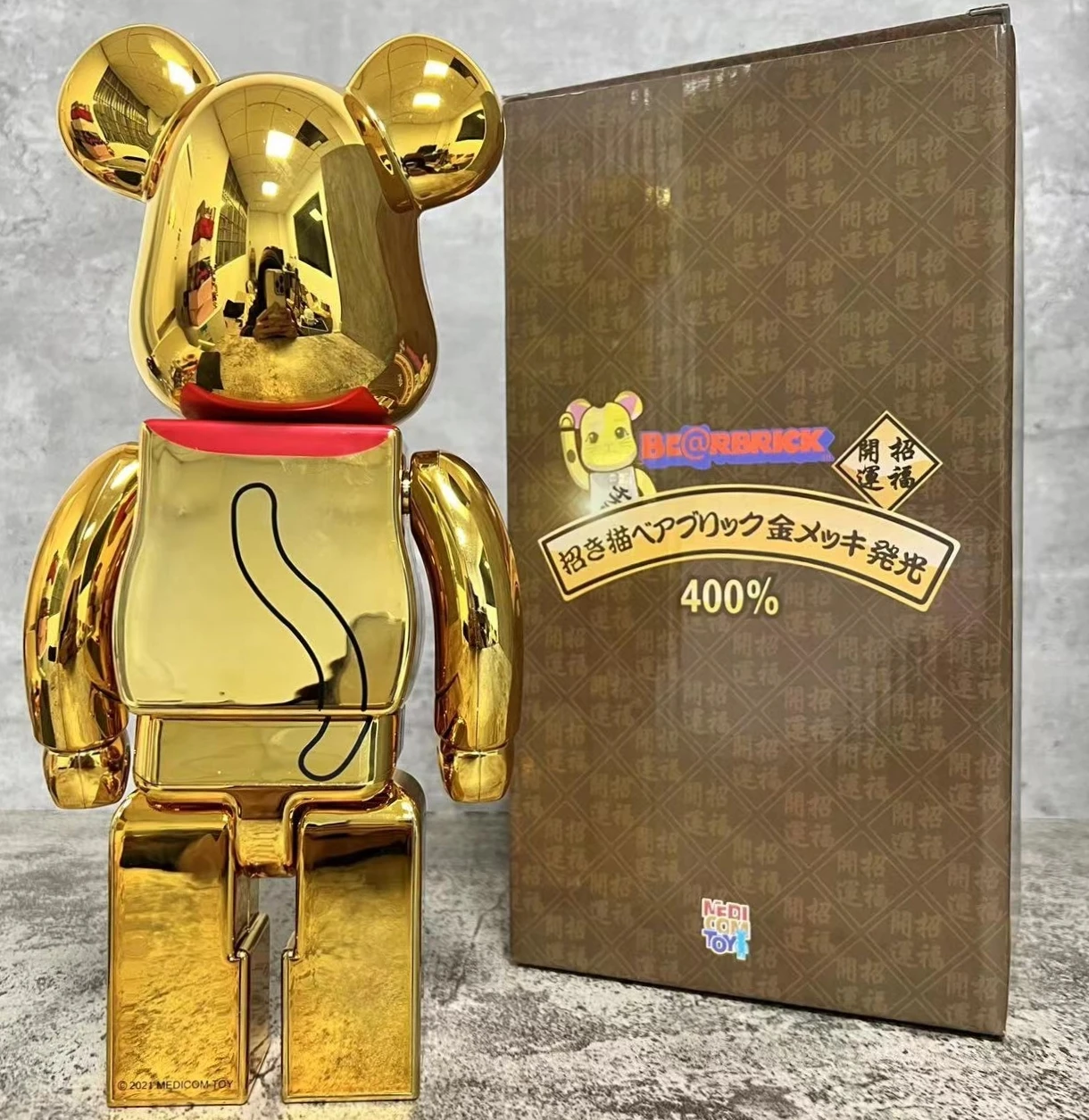 Bearbrick 400% Golden Fortune Cat Electroplating Gold ABS Gear Joint 28cm Highly Collectible Home Decorative Ornaments