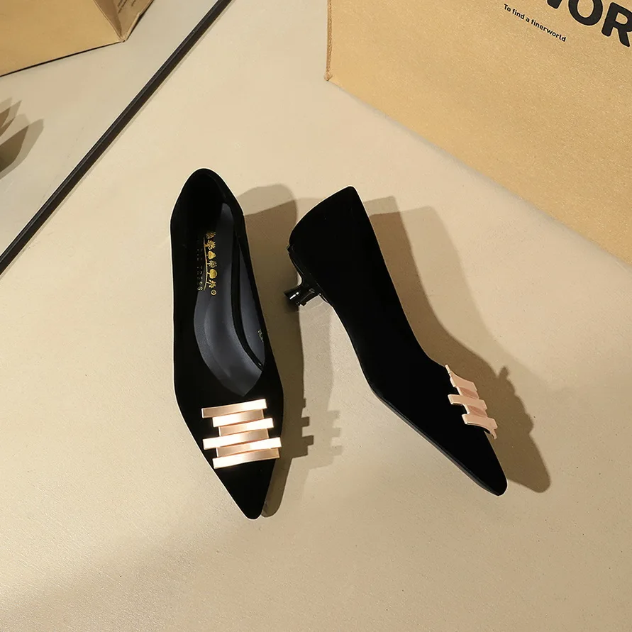 

BIGTREE Lady High Heels kitten Heel 3cm Metal Decoration Flock Shallow High Heeled Shoes Black Brown Fashion Women's Pumps