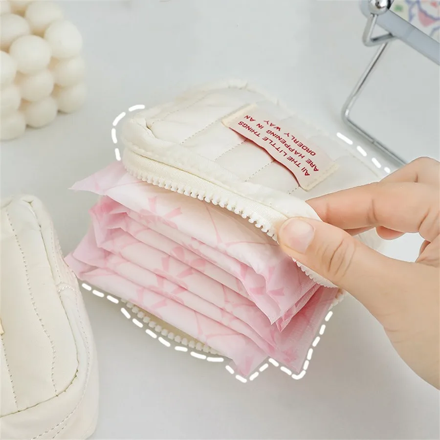 Cute Small Cosmetic Lipstick Tampon Data Cable Travel Portable Storage Bag Women Purse Handbags Pouch In Make Up Bags Organizer