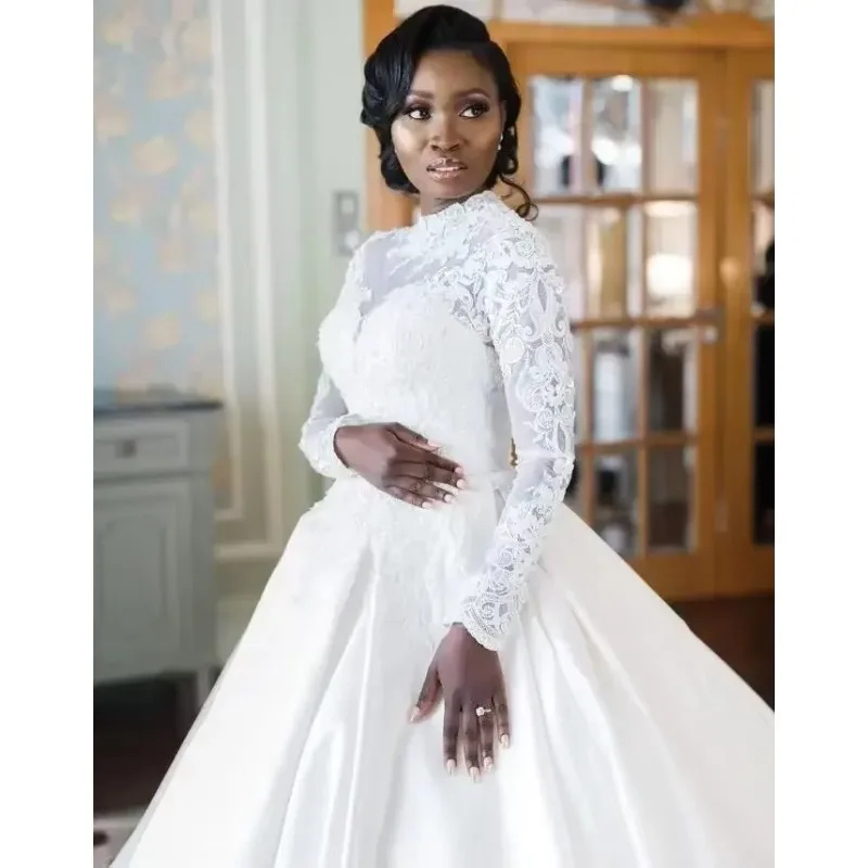 Customized White Ivory Wedding Dresses Muslim High Neck Long Sleeves Bridal Gowns Arabic Plus Size Lace Modest Lady Marriage