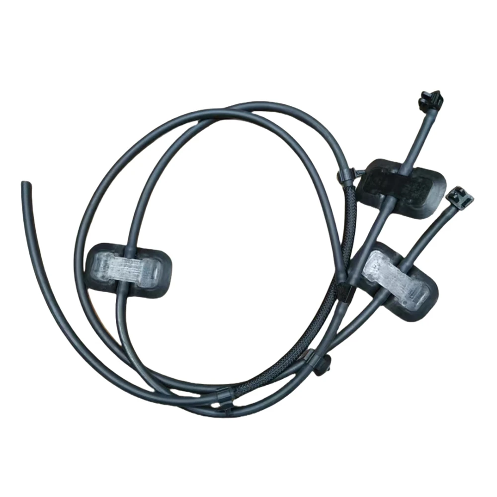 

Front Engine Hood Windscreen Washer Spray Nozzle Assembly, OE 9673401080 6438ET Replacement for Peugeot 508