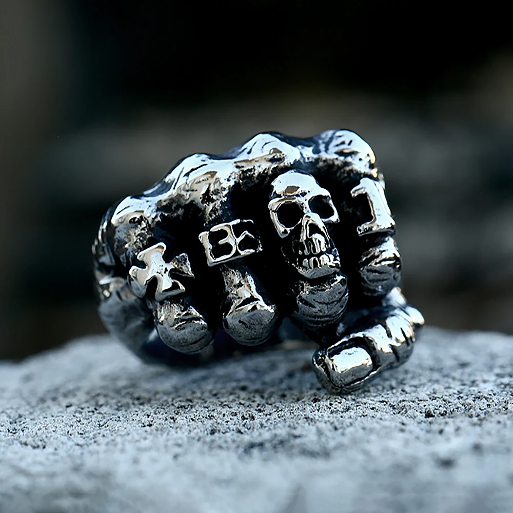 Unique Vintage Skull Fist Rings For Men Women 316L Stainless Steel Punk Hip Hop Finger Bones Ring Party Jewelry Halloween Gifts