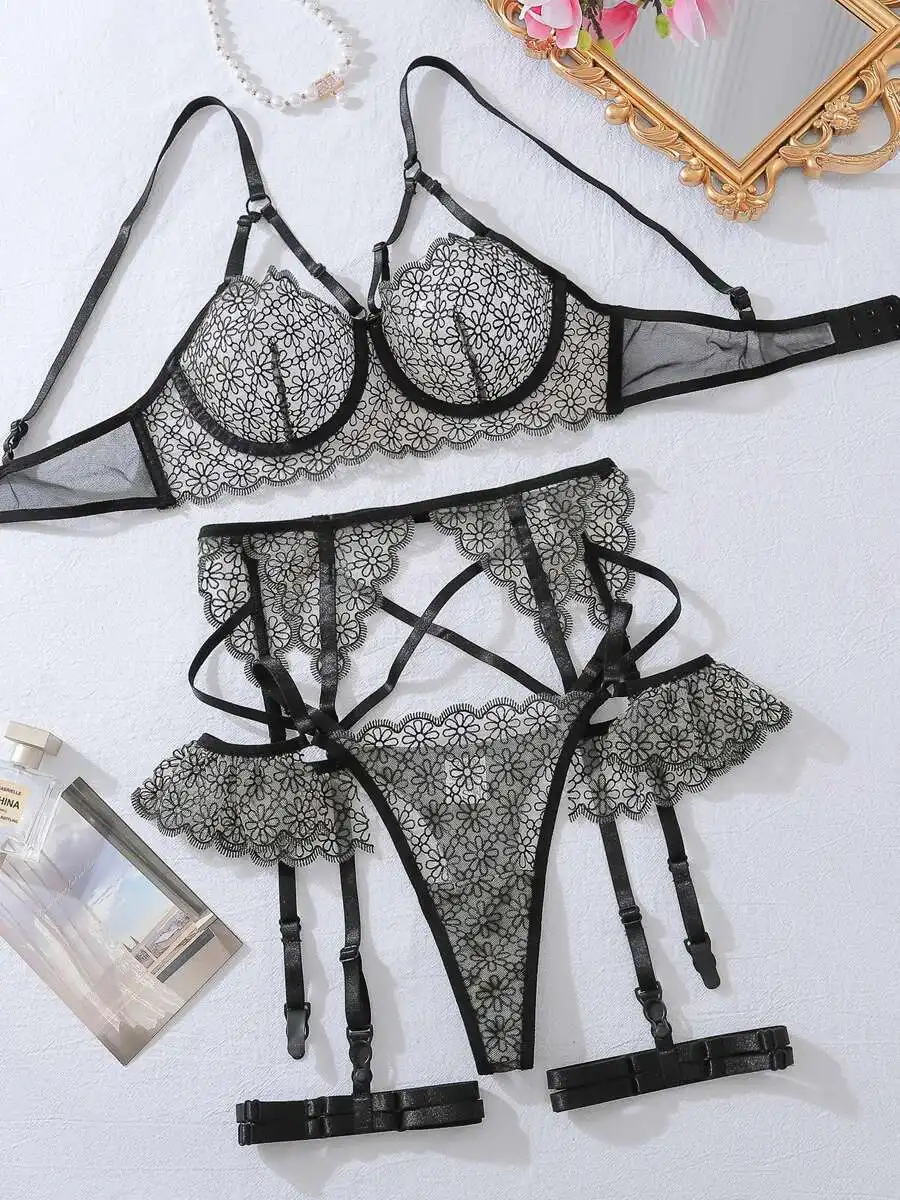 Nouveau dentelle ensemble érotique sexy mode creux à travers les sous-vêtements quatre pièces ensemble bikinis maillot de bain femmes bikini taille haute 28T0