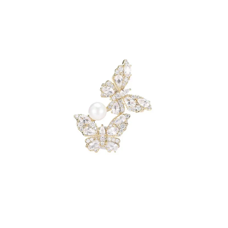 Elegant butterfly pearl brooch for women, niche and high-end, exquisite zircon suit jacket collar pin accessory