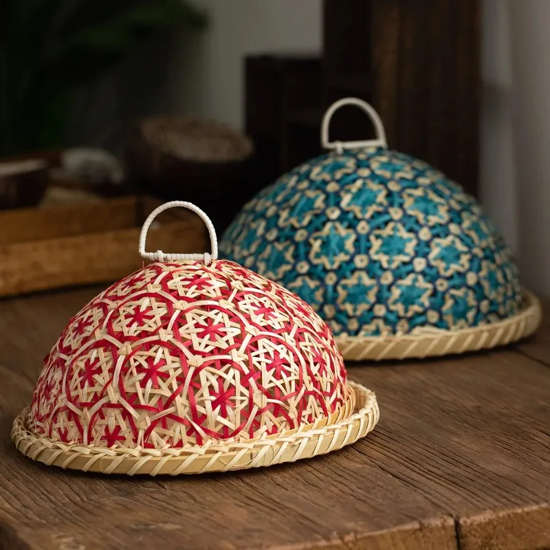 Handmade Rattan Style Round Fruit Basket with Lid Insect Proof Table Cover Multi Functional Storage for Bread Fruit Leftovers