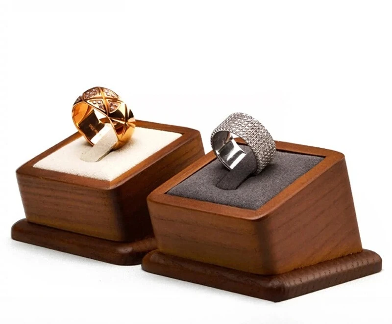 

Легкая роскошная подставка для колец с квадратным основанием из цельного дерева, высококачественный реквизит для дисплея с кольцевым дисплеем, держатель рамы сиденья