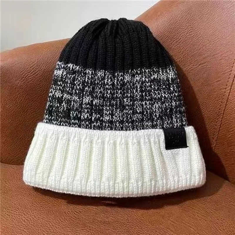 Nowe czapki zimowe z Unisex kolorowa blokami dodają, że mężczyźni i kobiety podszyte futrem zachowują ciepła czapka typu Beanie wystrój odzieży