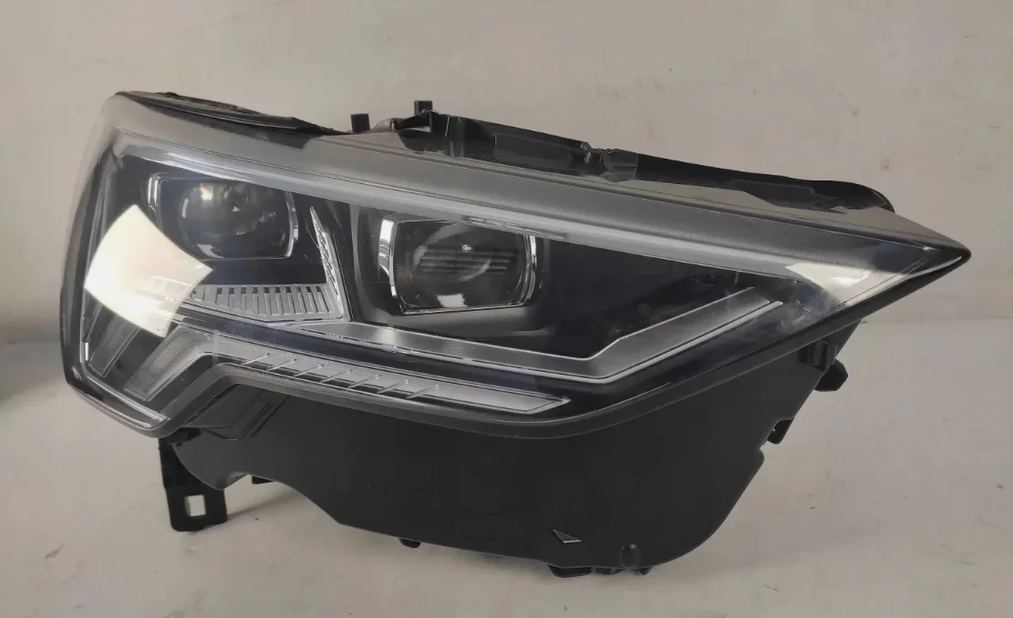 Fit For Audi SQ3 Headlight 2019-2024 Q3 Headlights Matrix LED Headlight Assembly For Audi Q3 SQ3 Headlamp 83A941033 83A941034