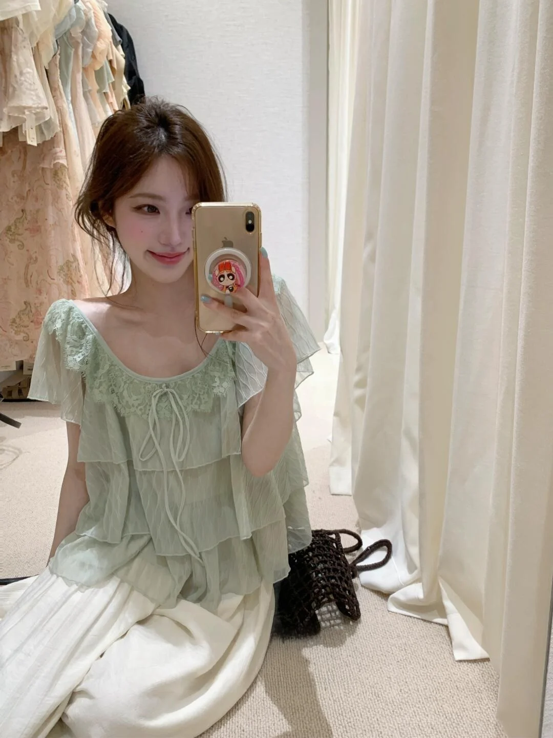 

Lace Trim Splice Tie Dotted Chiffon Short Sleeve Shirt Women Summer Design Loose Casual Style Polyester Fiber V-neck Top