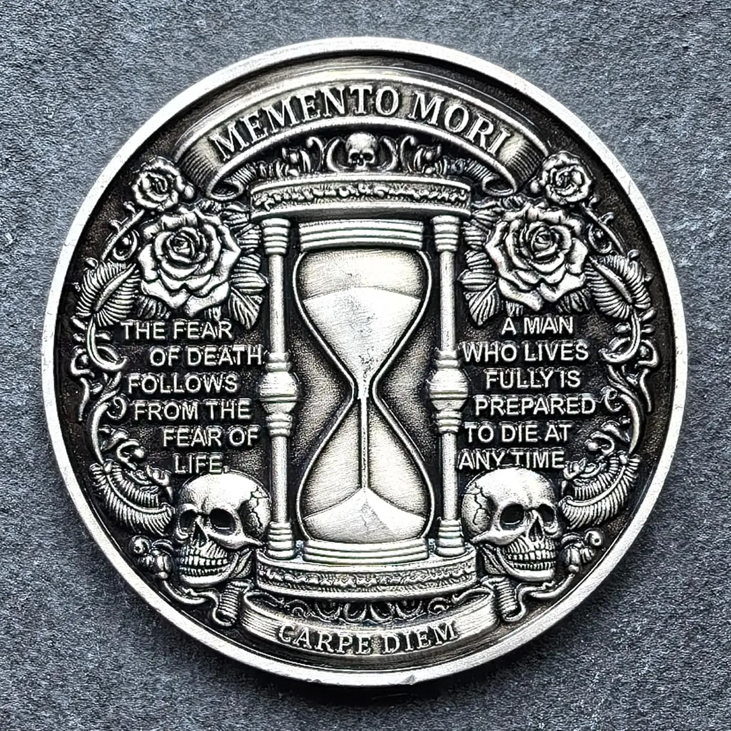 عملة تذكار موري تحدي - تصميم جمجمة وساعة رملية، كاربي ديم، أرقام رومانية، عملة تحفيزية لتذكير الحياة