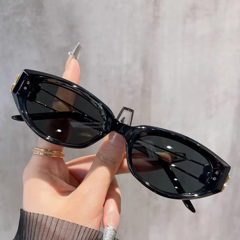 1pcs Old Money Cat-Eye Sunglasses, UV Protection, Wholesale Direct from Factory.