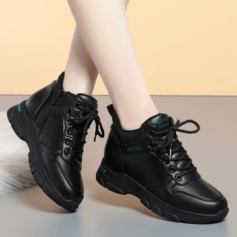 Fashion Women Casual Shoes New Winter Warm Plus Velvet Black Ankle Shoes Thick-Soled Soft Cotton Sneakers Mother Boots Outdoor
