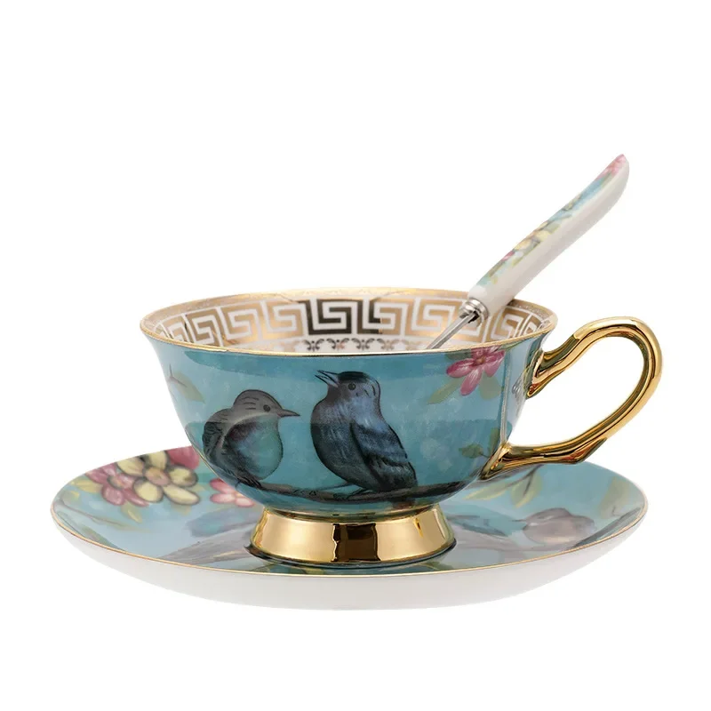 Koffiekopje Europese luxe bone China kop en schotel set keramische kleine prachtige cadeau geschenk geschenkdoos retro theekopjes.