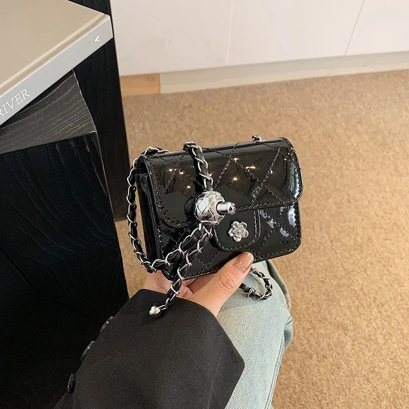 Fahsion Mini Shoulder Bag PU Leather Korean Version Crossbody Bag Solid Color Chain Strap Chain Purse Women Fashion Handbag