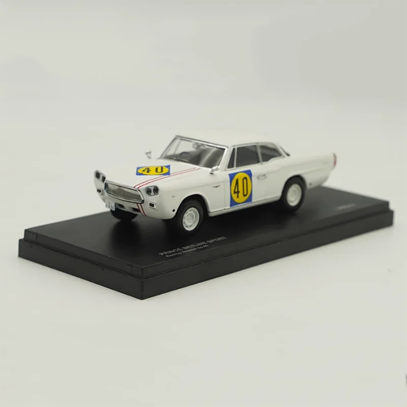 KYOSHO Diecast 1/43 Scale Nissan PRINCE SKYLINE GTR Alloy Classic Car Model Collection Souvenir Display Ornaments Vehicle Toy