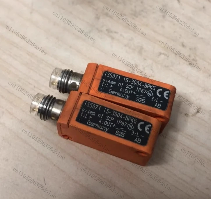 

Датчик IS5071 IS-3004-BPKG, 1 шт., тест в порядке