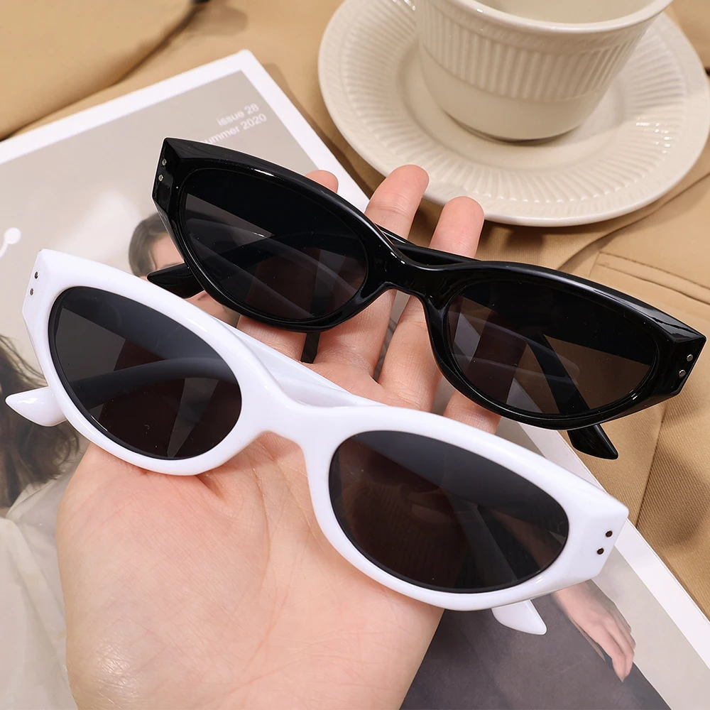 New Korean Vintage Small Cat Eye Eyewear Fashion Sunglasses for Women Men Sun Protection Glasses Beach Outdoor Shopping Triping